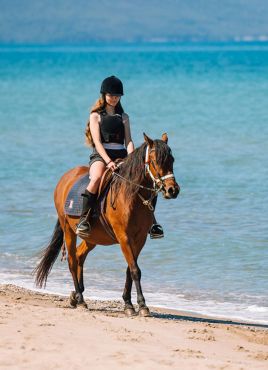 Майски празници в ATLANTIQUE HOLIDAY CLUB 3*, с автобус от Варна - 7 нощувки, вкл. разходка с корабче